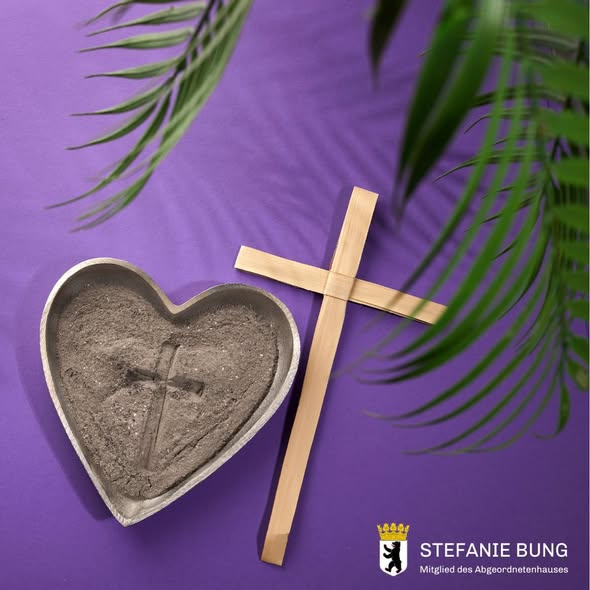 Moschee: Axel Mauruszat, via Wikimedia Commons 